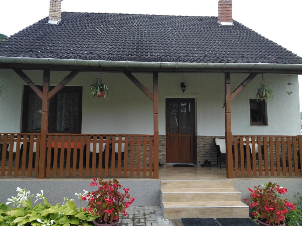 Hotel Dapsy Vendeghaz Jósvafő Exterior foto